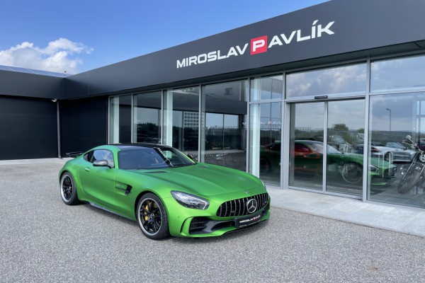 Mercedes-Benz AMG GT GTR