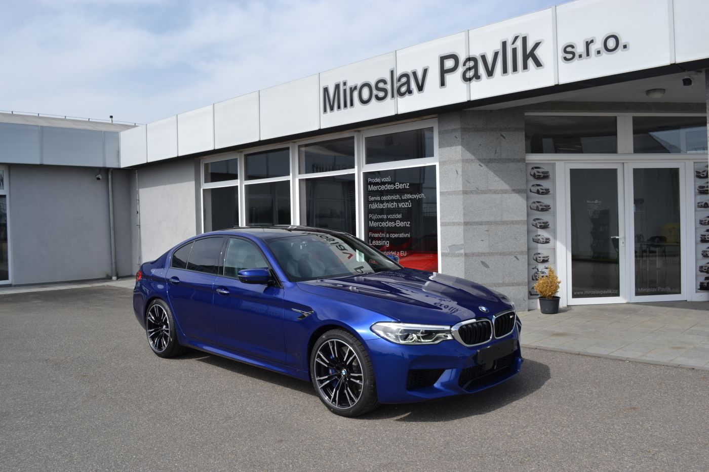 BMW M5 CZ INDIVIDUAL