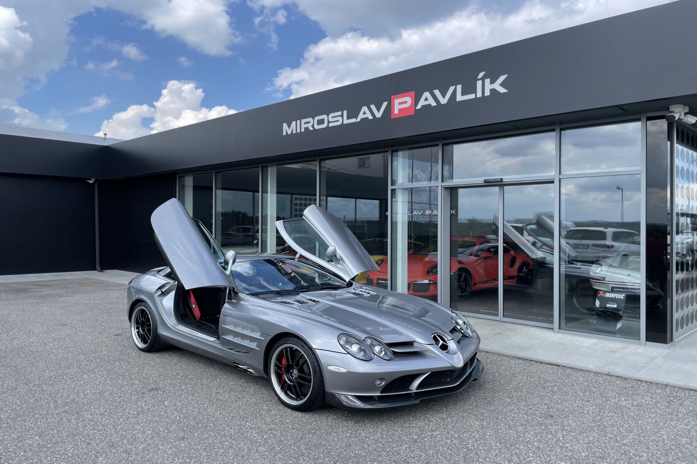 McLaren Mercedes-Benz SLR 722