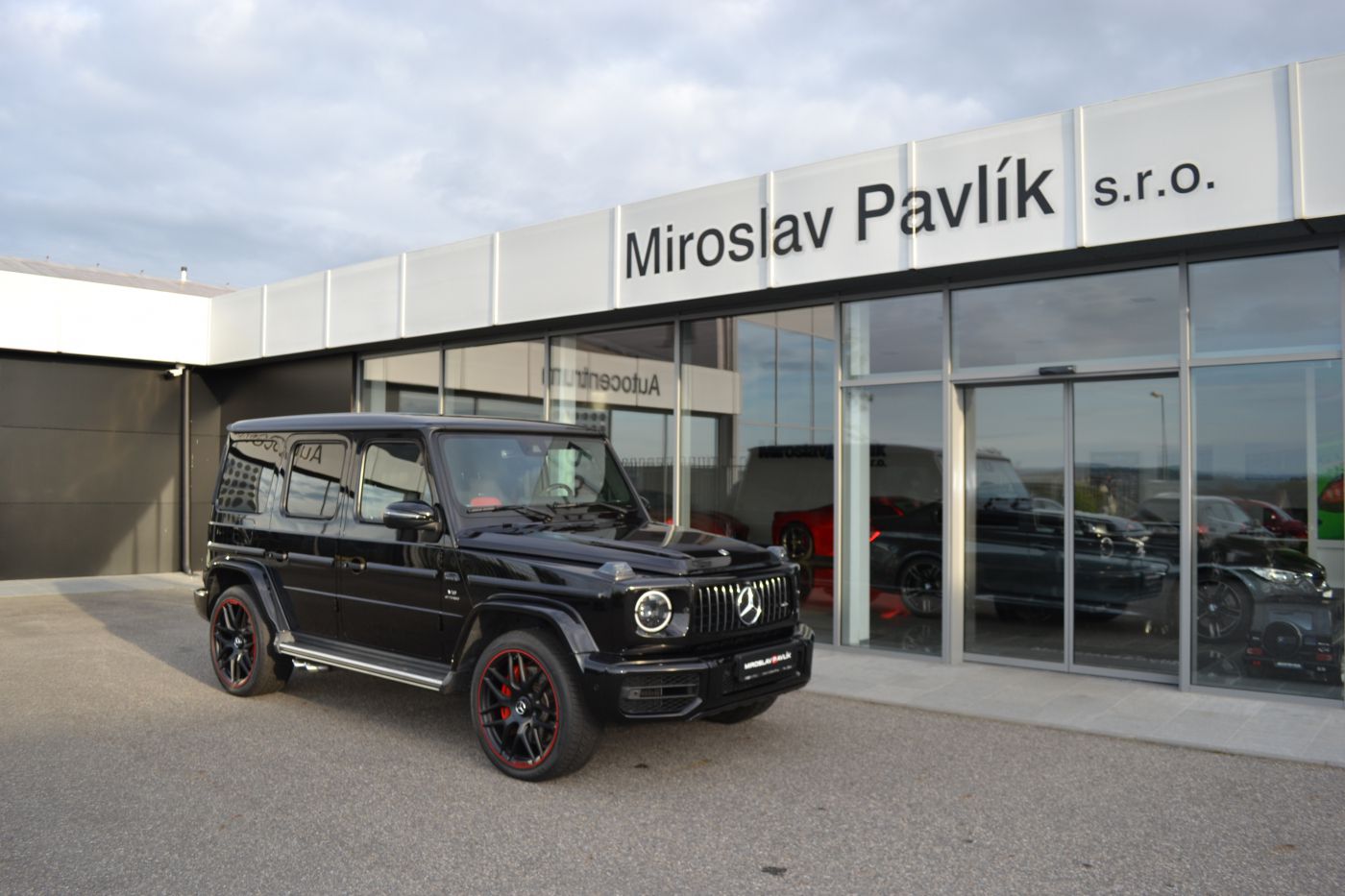 Mercedes-Benz G 63AMG CARBON TV NIGHT