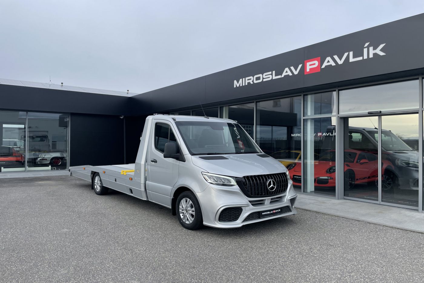 Mercedes-Benz Sprinter 319CDI ODTAHOVKA AMG