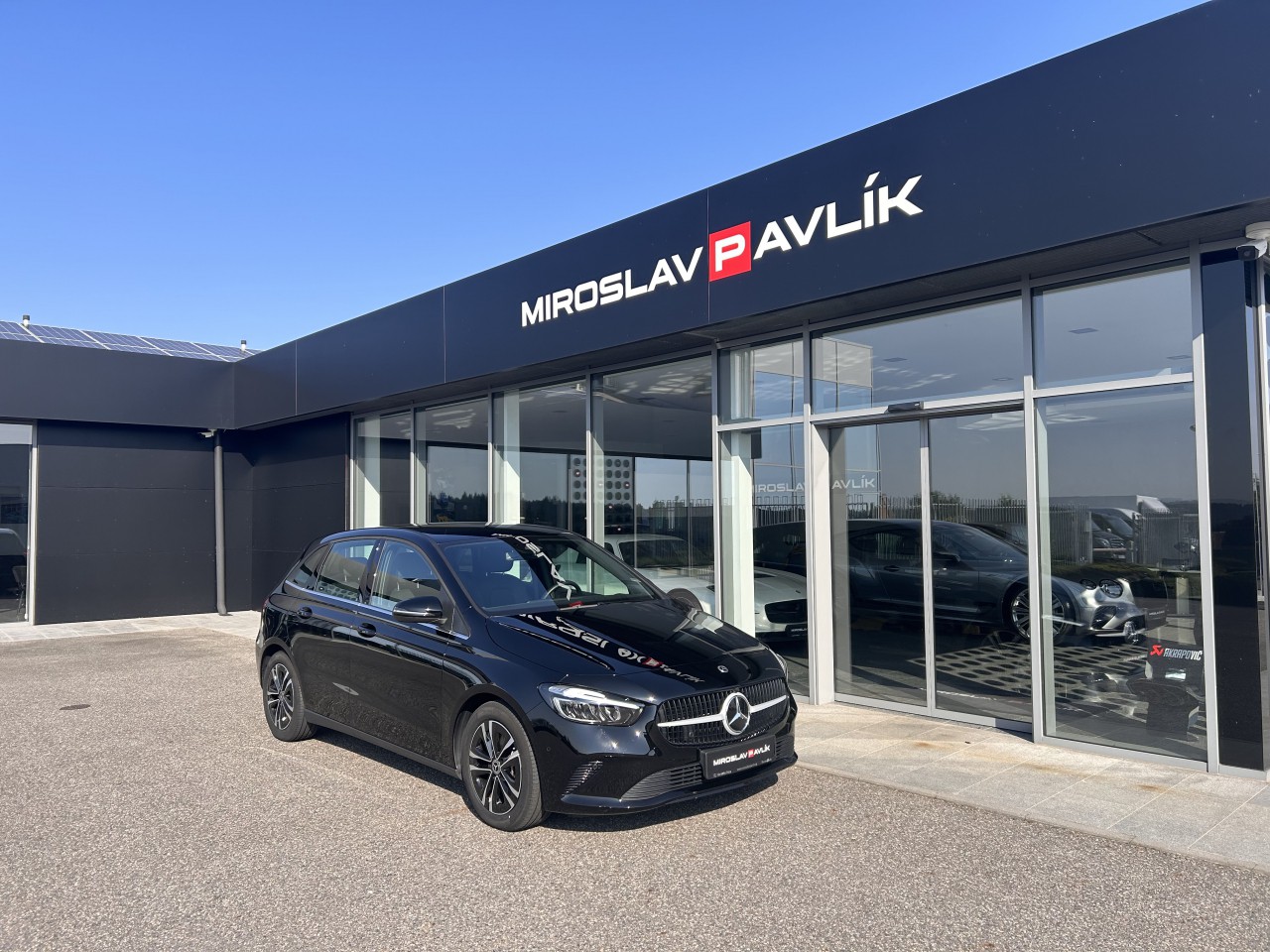 Mercedes-Benz B 180d