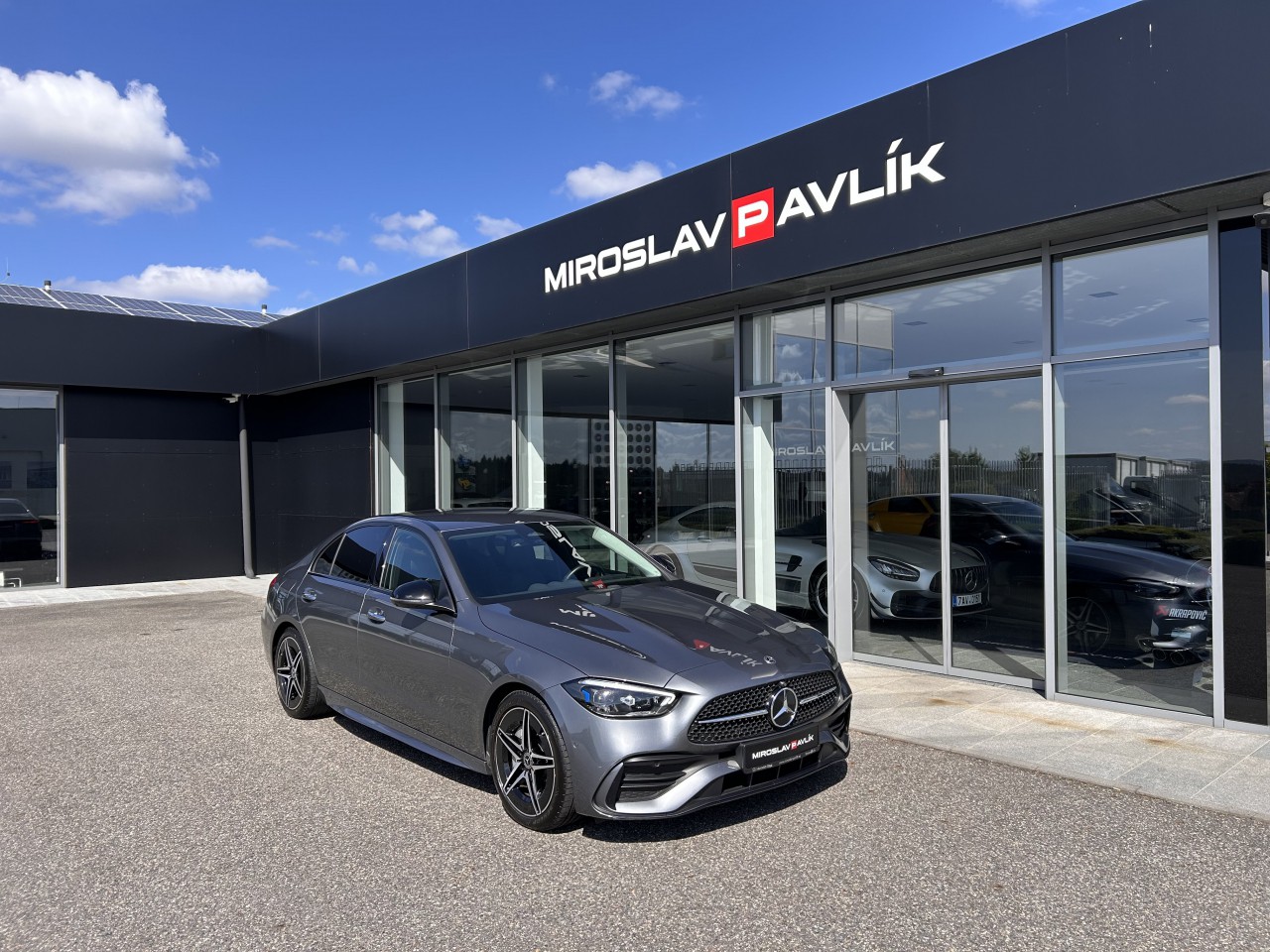 Mercedes-Benz C 220d 4MATIC AMG