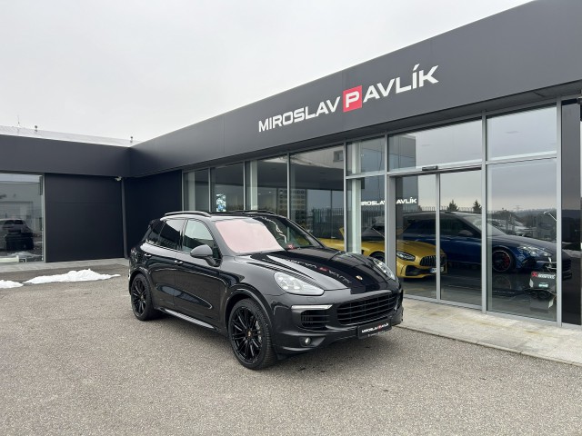 Porsche Cayenne S 4.2 V8 diesel