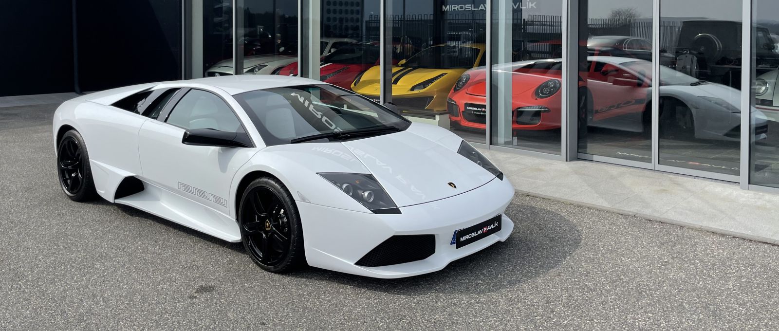 Miroslav Pavlík s.r.o. - prodej vozů exkluzivních značek