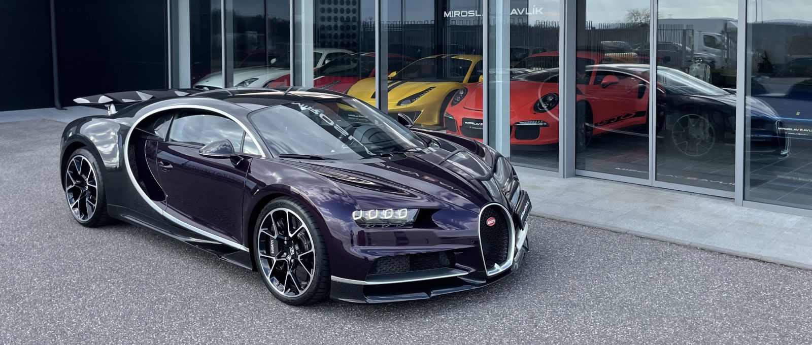 Miroslav Pavlík s.r.o. - prodej vozů exkluzivních značek