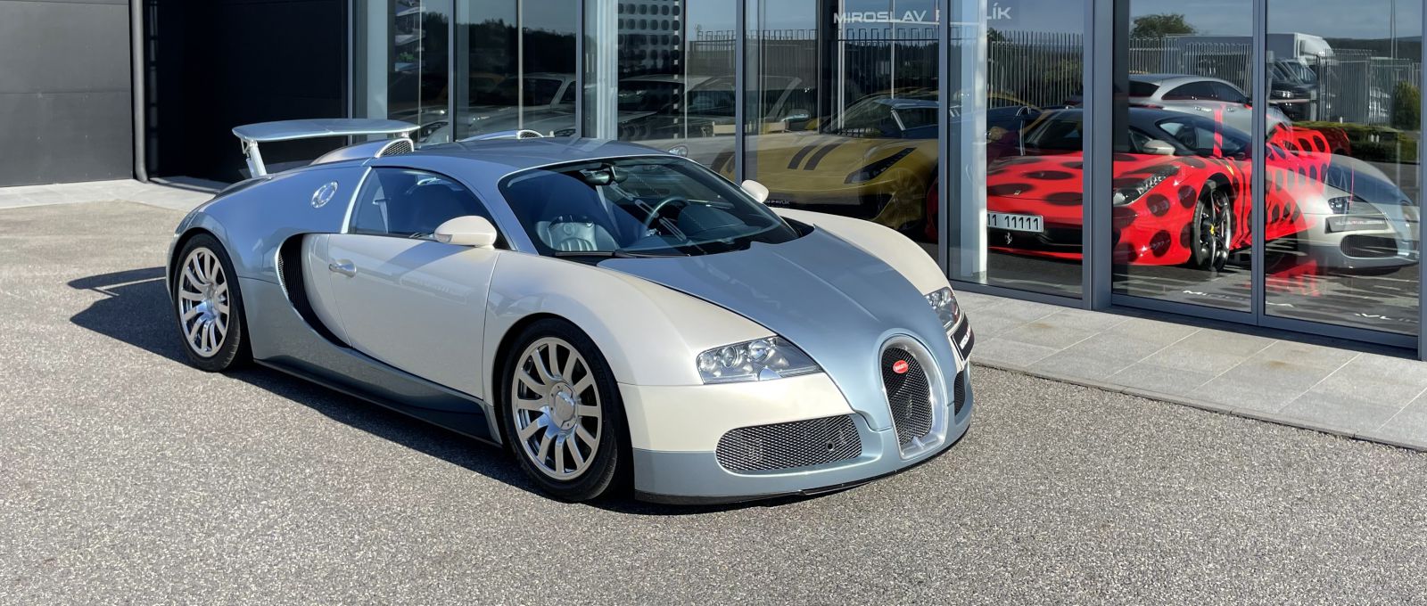 Miroslav Pavlík s.r.o. - prodej vozů exkluzivních značek