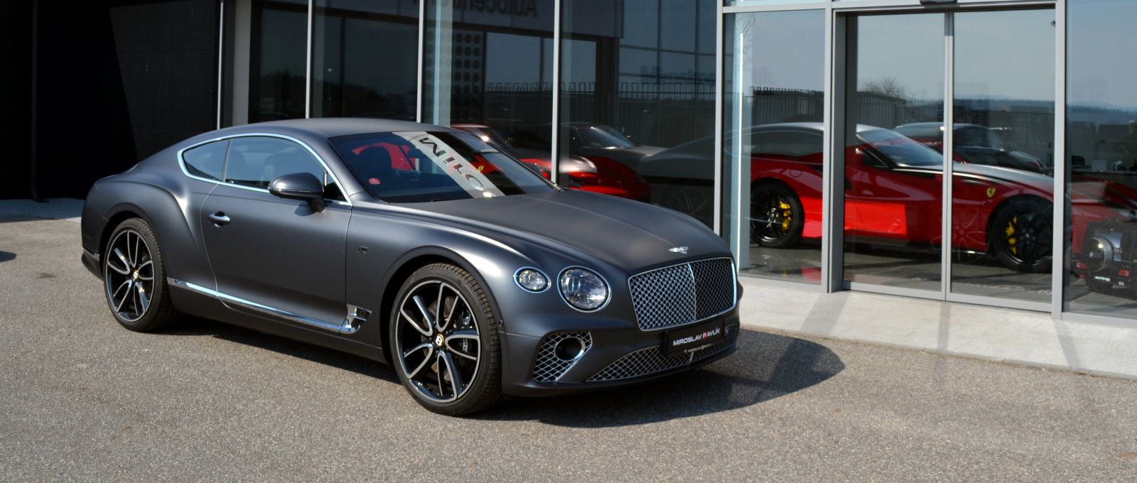 Miroslav Pavlík s.r.o. - prodej vozů exkluzivních značek